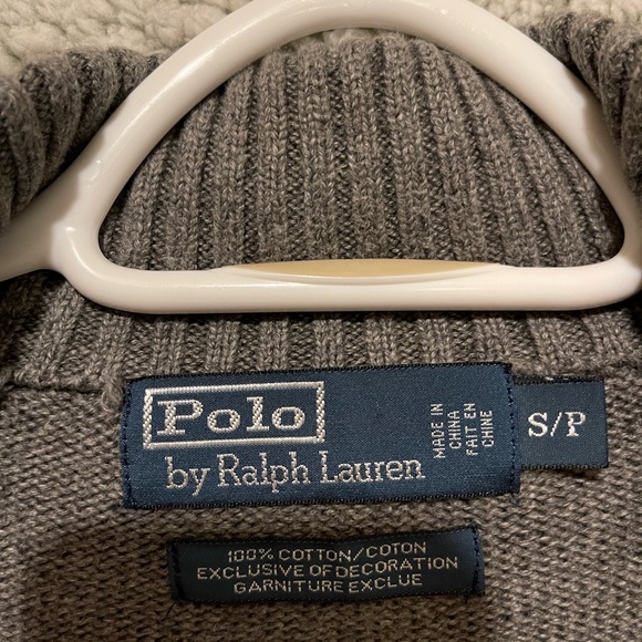 100% authentic Ralph Lauren Polo sweater. Adult Men's size Small. - Picture 4 of 11